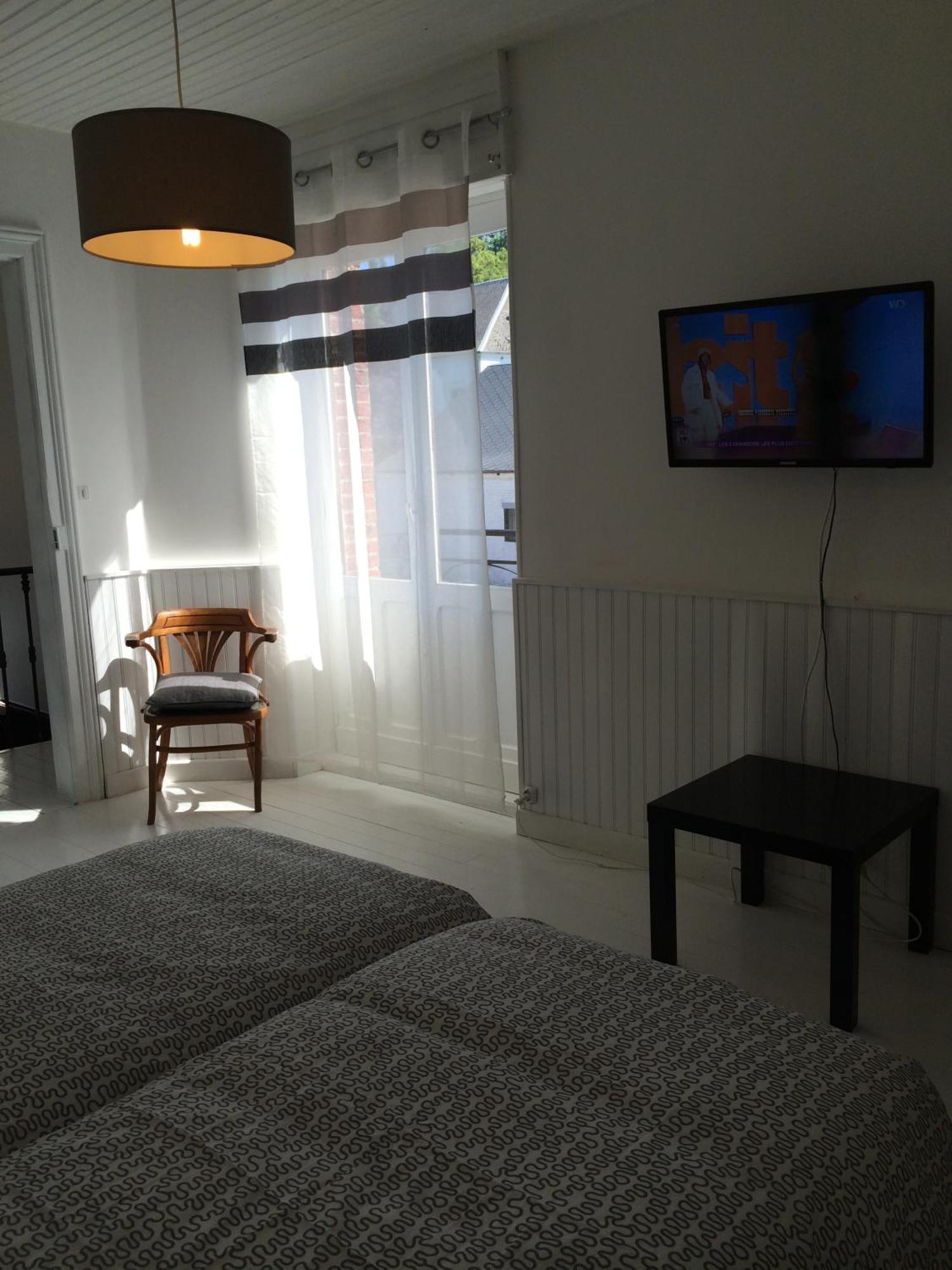 Apartamento Le Gite Pien Wignehies Habitación foto