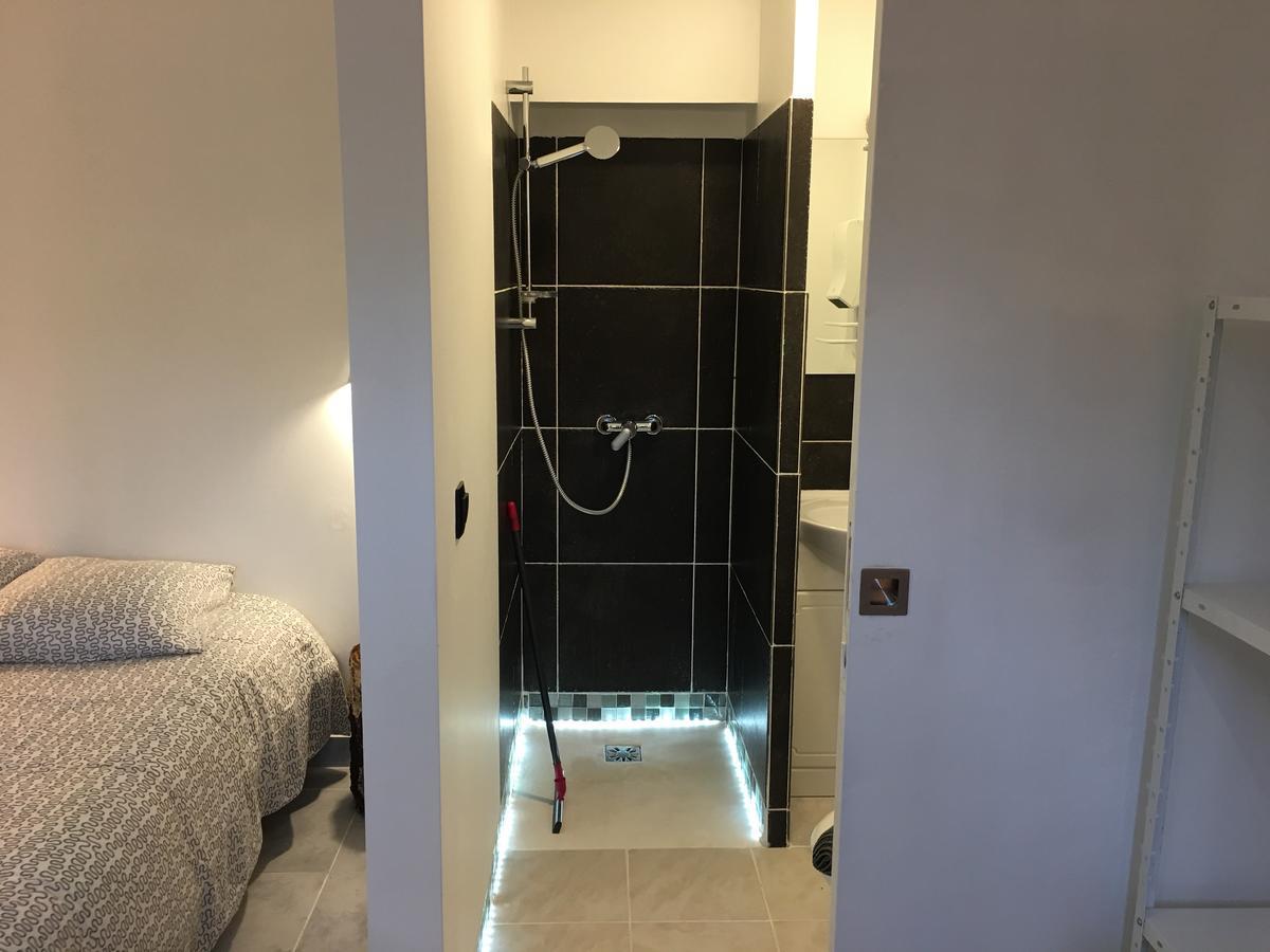 Apartamento Le Gite Pien Wignehies Exterior foto
