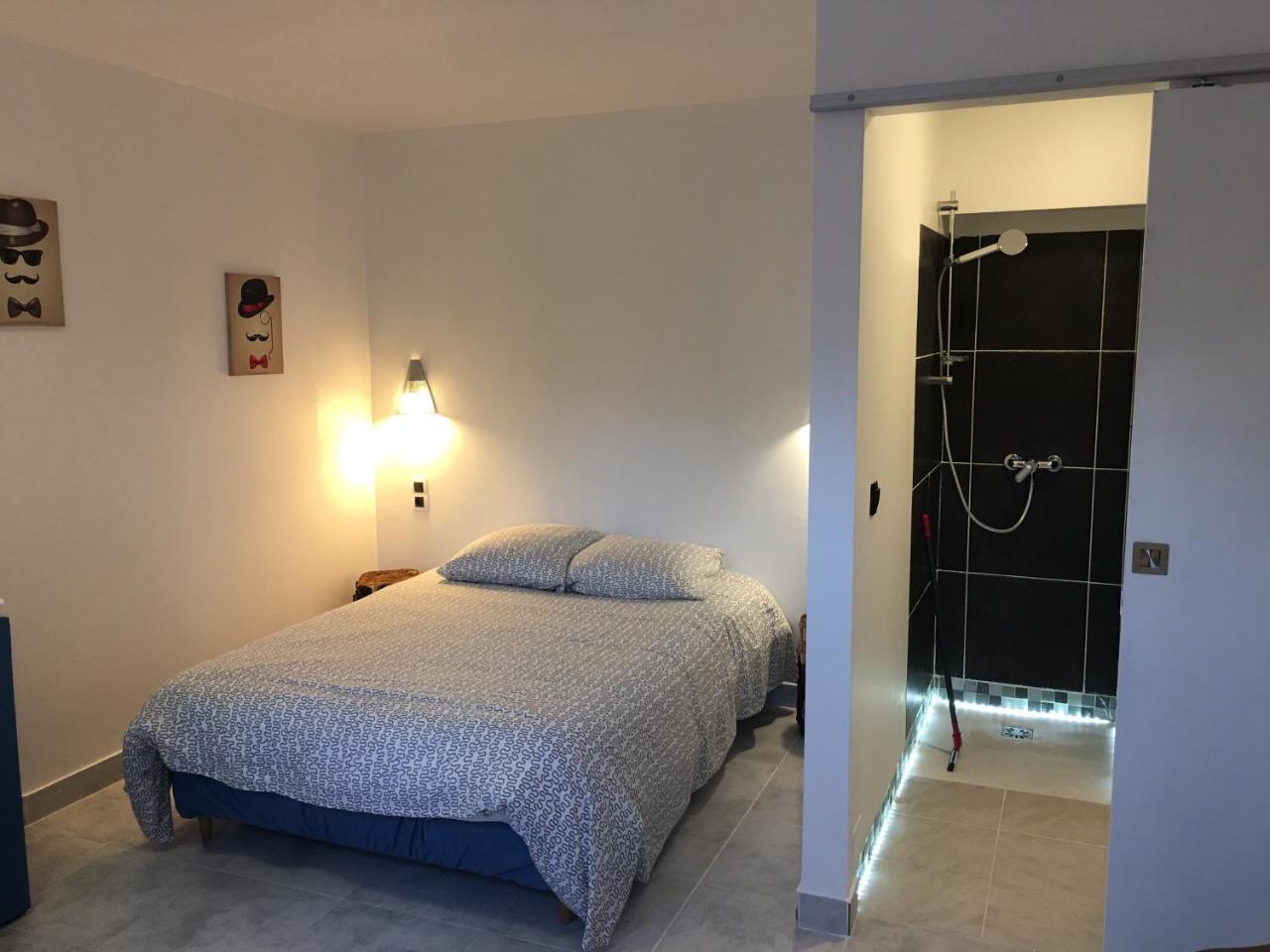 Apartamento Le Gite Pien Wignehies Exterior foto