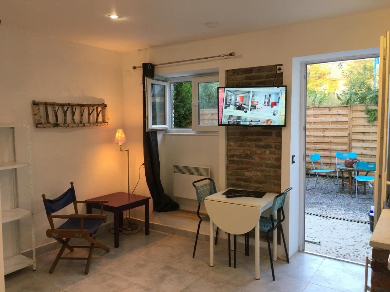 Apartamento Le Gite Pien Wignehies Exterior foto