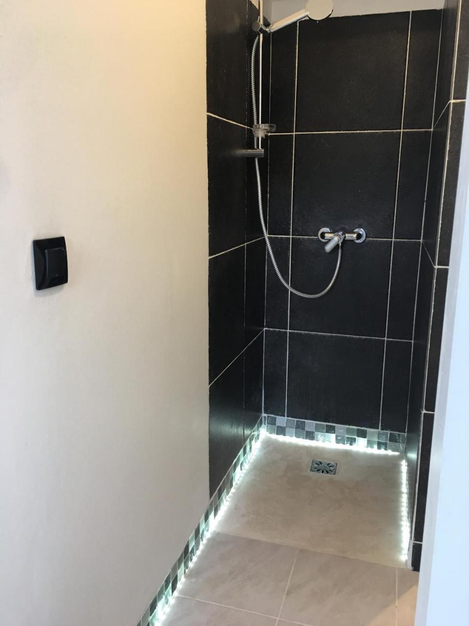 Apartamento Le Gite Pien Wignehies Exterior foto